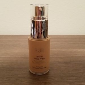 PUR 4-in-1 Love Your Selfie Foundation